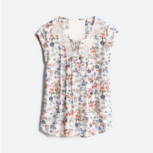 Daniel Rainn Estefany Lace Detail Split Neck Blouse (L)